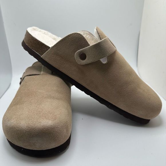 CUSHIONAIRE Women's Cork Footbed Clog with Genuine Leather Upper, Faux Fur Linin - Picture 6 of 7